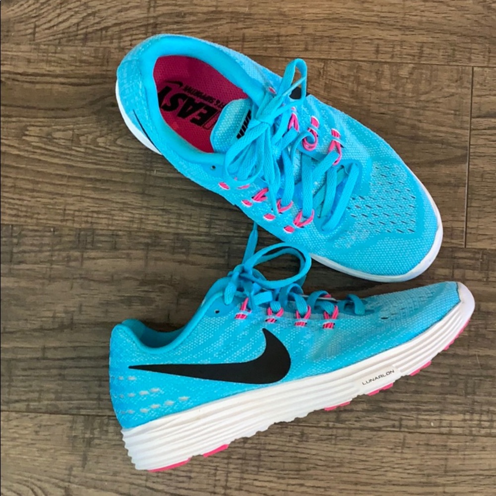 Nike womens lunar tempo 2